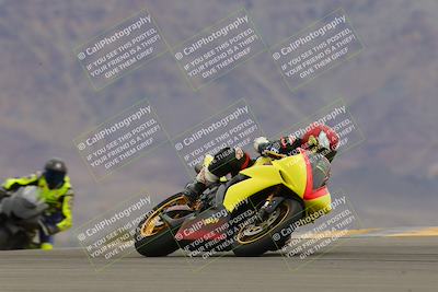 media/Jan-14-2023-SoCal Trackdays (Sat) [[497694156f]]/Turn 9 Set 2 (1130am)/